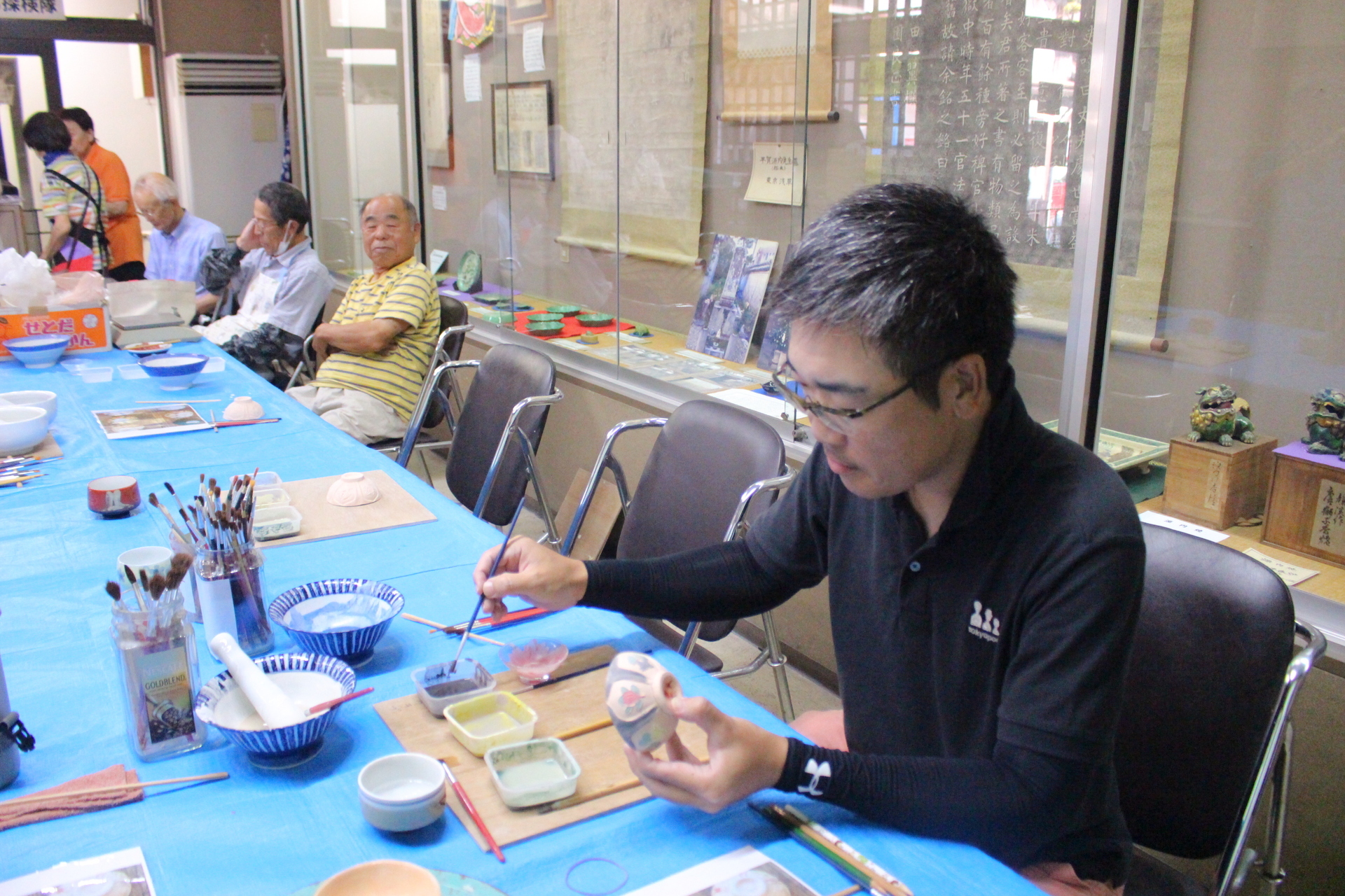 平賀源内が伝えた焼き物「源内焼」の絵付け体験してきました＠志度