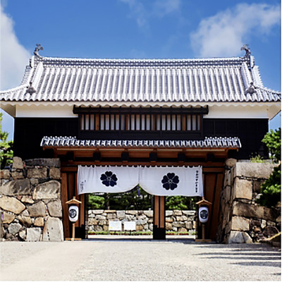 img-Sakuranogomon.jpg